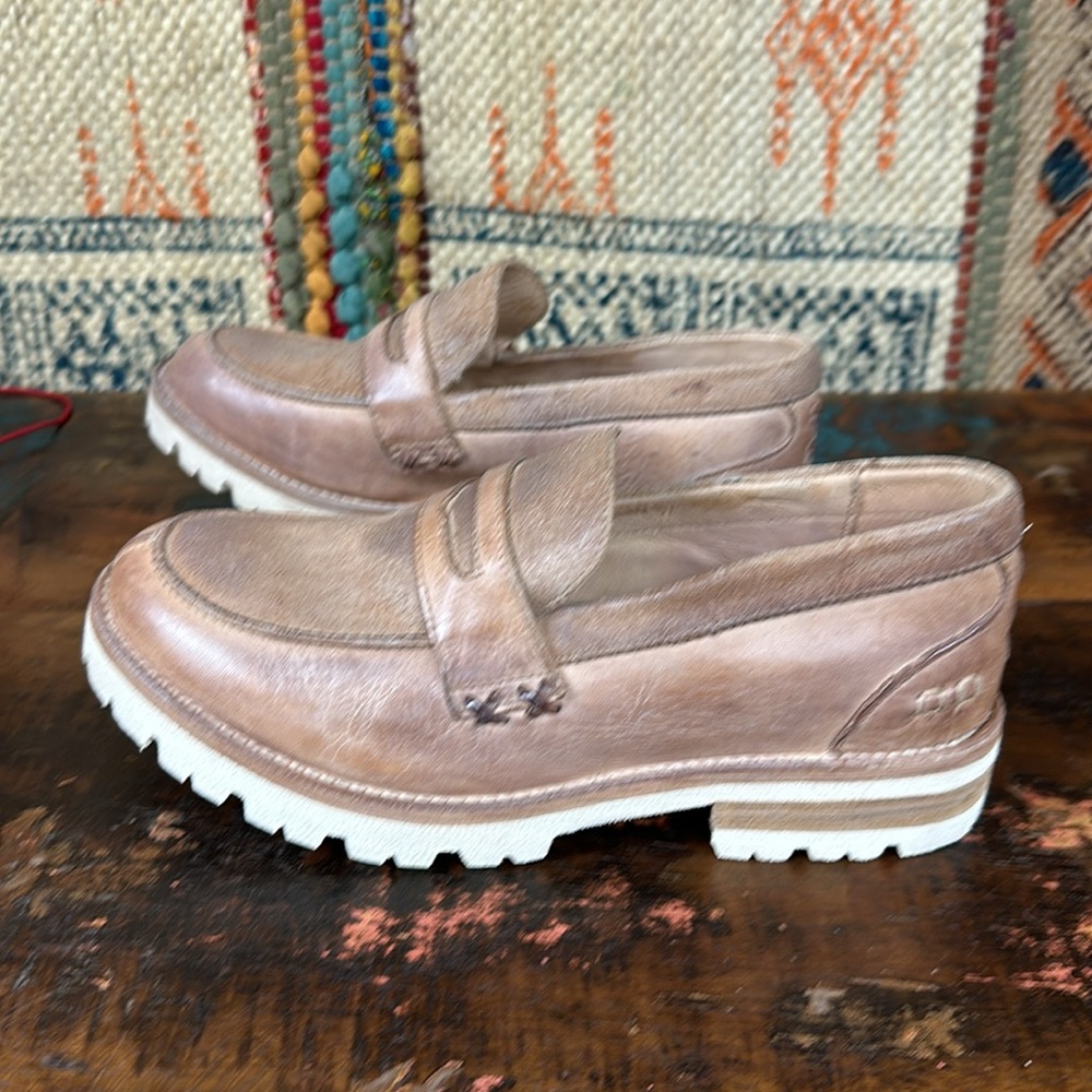 Bed Stu Reina III leather loafers with lug soles. New in Box. - Picture 4 of 9